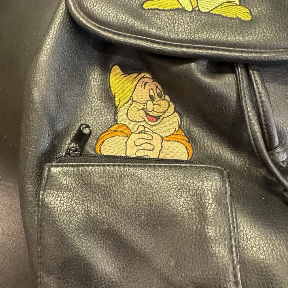 Disney Backpack Drawstring Snow White & the Seven Dwarfs‎ Bashful Grumpy Doc VTG